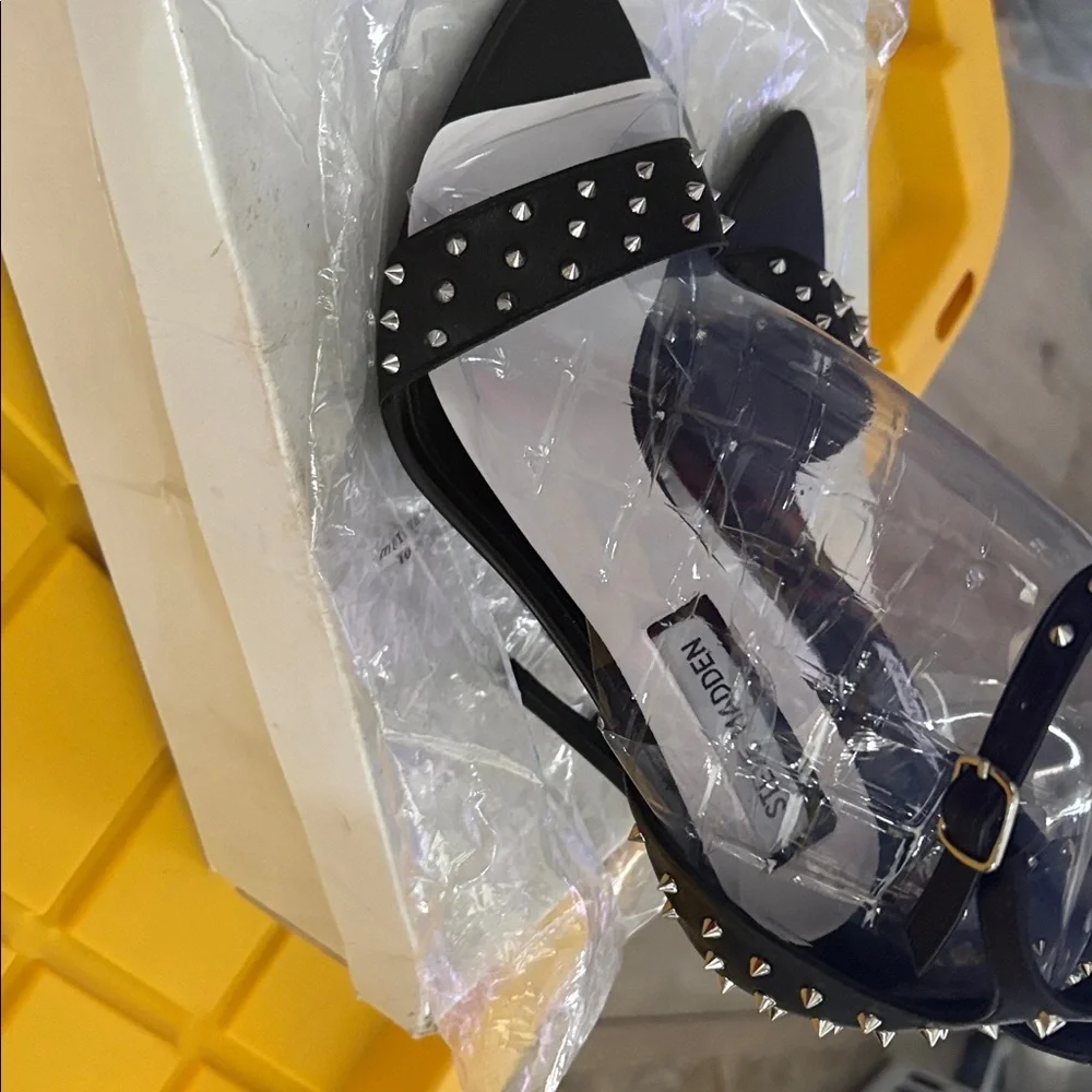 Steve Madden Black Studded Heels